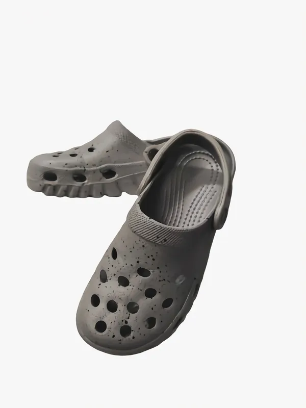 Grey_Anti-Skid_Clogs_For_Men