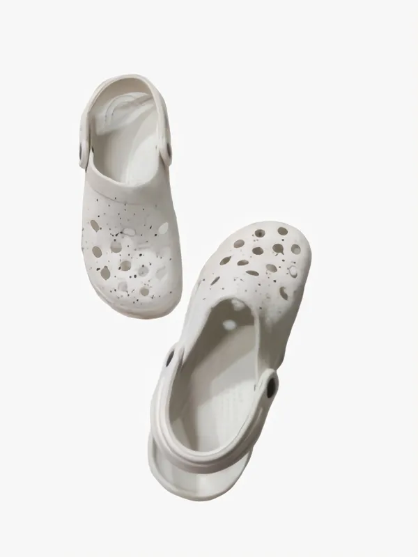 White_Anti-Skid_Clogs_For_Men