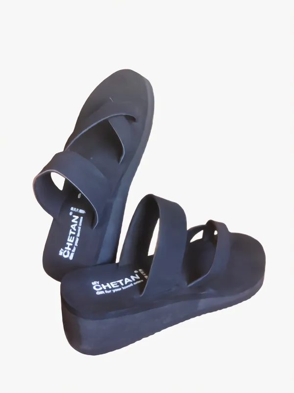 Black_Stylish_Premium_Slippers_For_Women