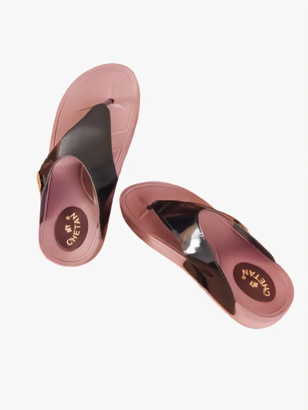 Black_Stylish_And_Comfortable_Premium_Slippers_For_Women