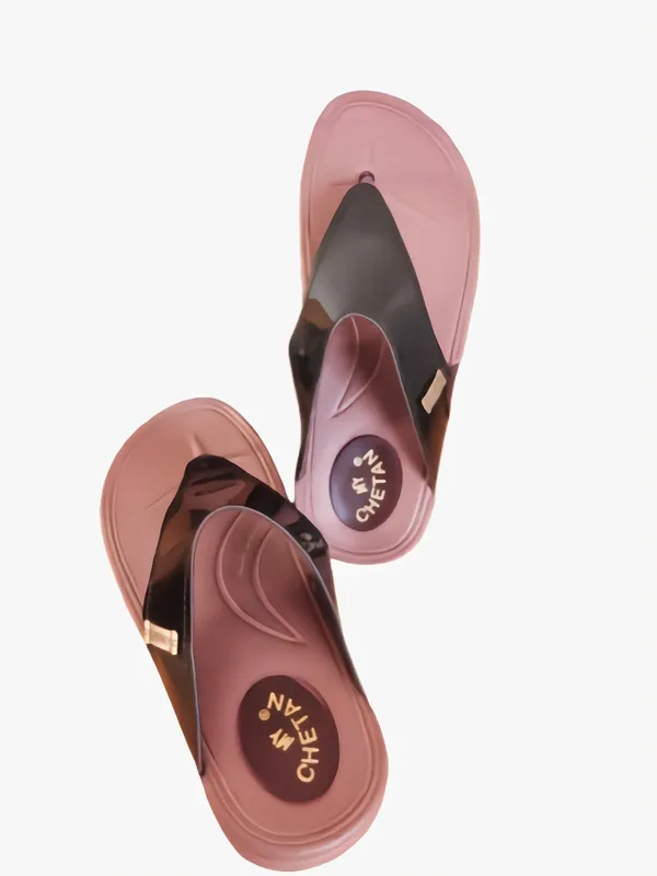 Black_Stylish_And_Comfortable_Premium_Slippers_For_Women