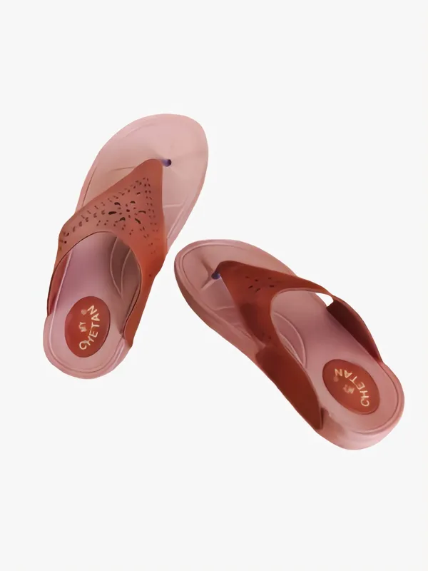 Golden_Stylish_And_Comfortable_Premium_Slippers_For_Women