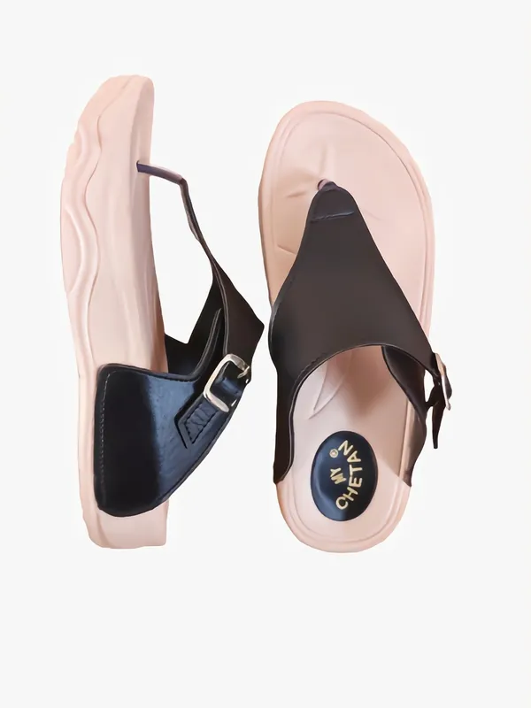 Black_Stylish_And_Comfortable_Premium_Slippers_For_Women