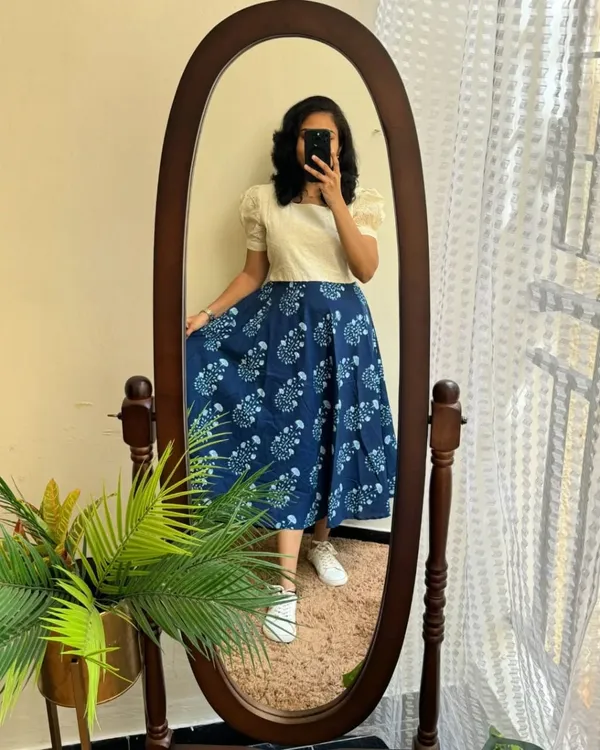 Blue_&_White__Midi_Cotton_Casual_Dresses_for_women