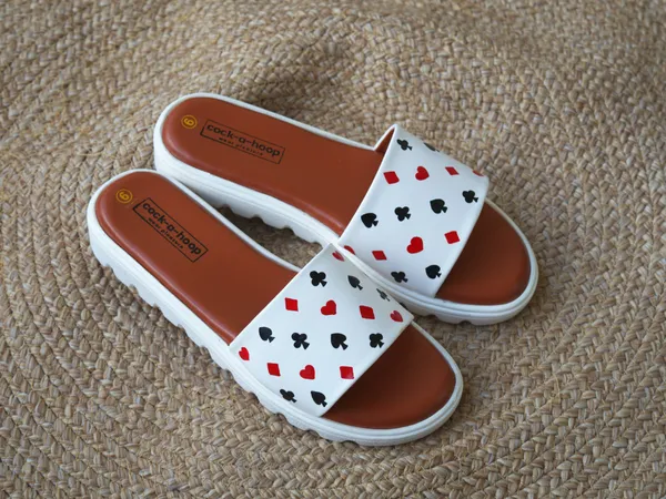 Hand-Painted_Sliders_For_Women_&_Girls_|__Casual_Water_Resistant_Paint_(Poker)_