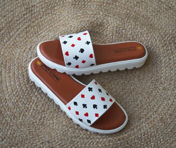 Hand-Painted_Sliders_For_Women_&_Girls_|__Casual_Water_Resistant_Paint_(Poker)_