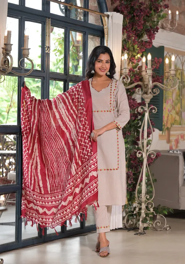 Beige_Pure_Cotton_3/4_Sleeve_Ethnic_Set_With_Silk_Dupatta_For_Women