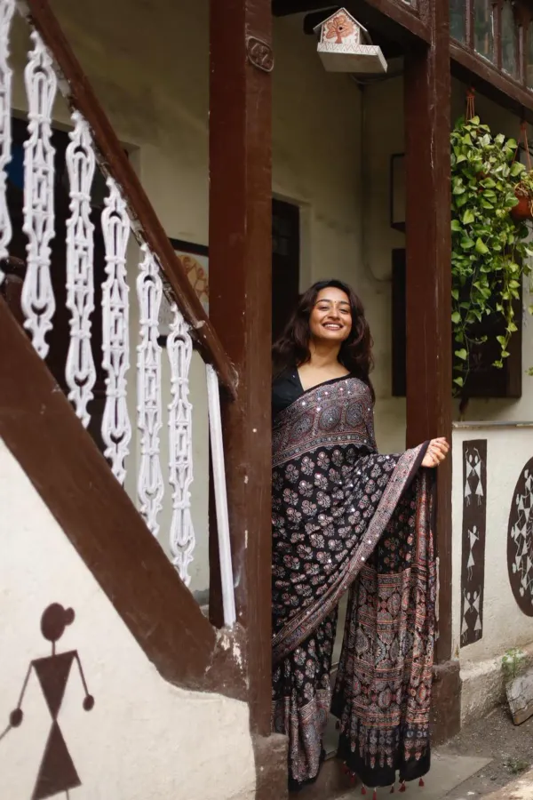 Black_Ajrakh_Print_Mirror_Work_Saree