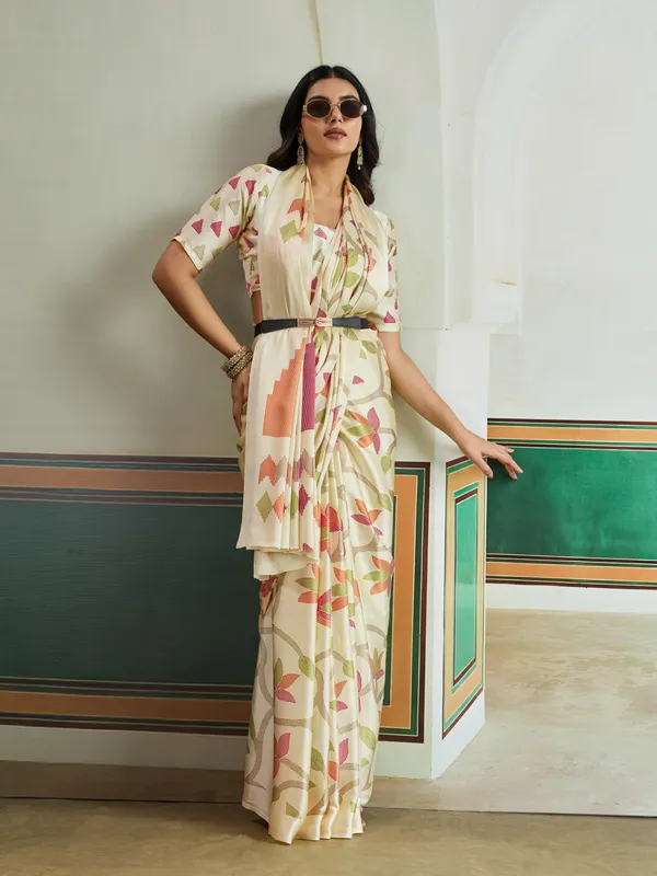 Windstor_Cream_Modal_Ajrakh_Printed_Satin_Silk_Saree