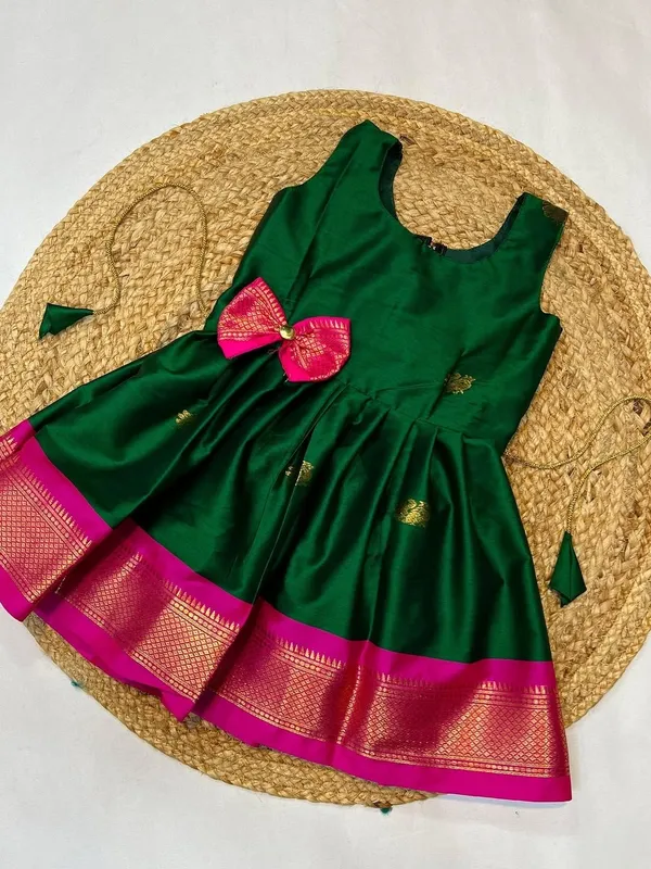 Green_and_Pink_Kanchipuram_Silk_Pattu_Pavadai_Frock_for_Girls