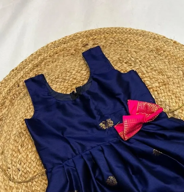Royal_Navy_Blue_Pattu_Pavadai_Frock_with_Kanchipuram_Border