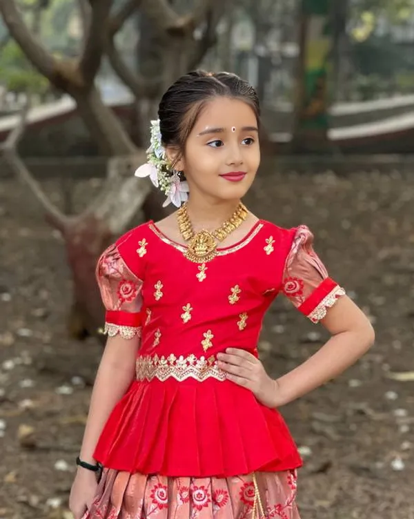 Ruby_Red_Floral_Kids_Lehenga_Set_💖🌸