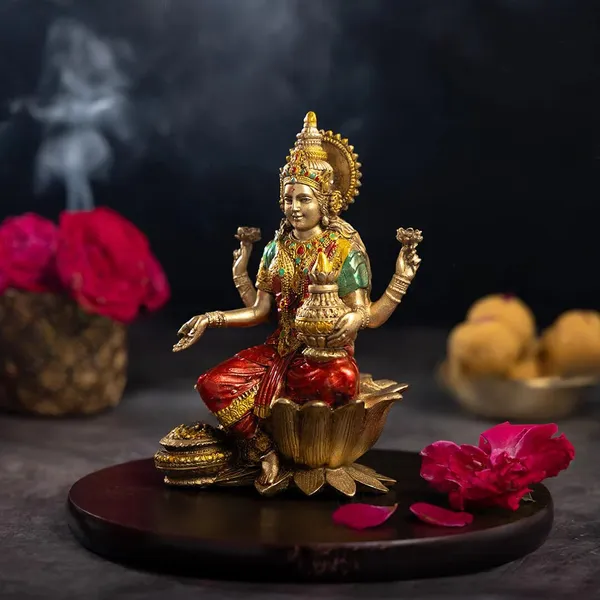 Red_&_Golden_Goddess_Lakshmi_Idol_Murti_For_Diwali_Pooja_idols_Gifts__(13L_X_13W_X_18H_Centimeters)