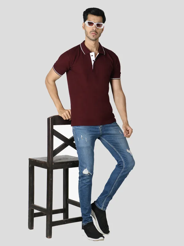 Maroon_Stylish_Polo_Neck_T-Shirt_With_Stripes_For_Men