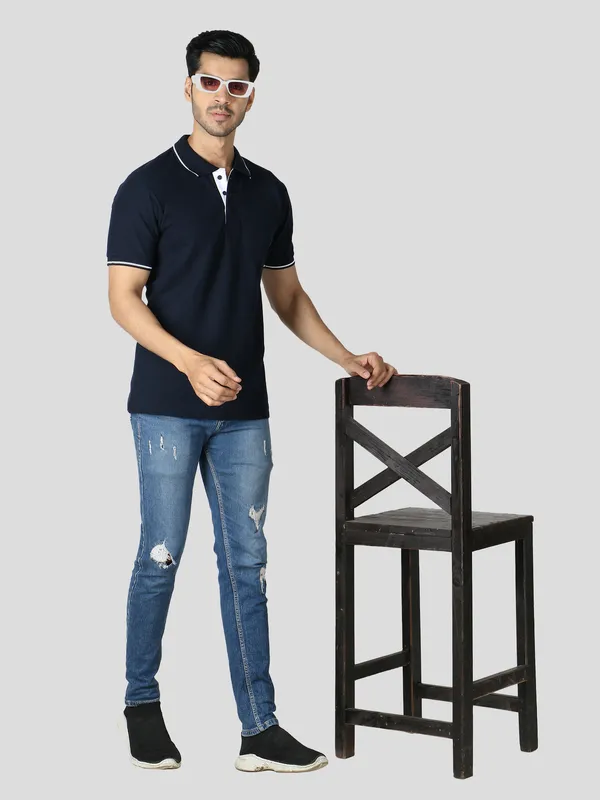 Navy_Blue_Stylish_Polo_Neck_T-Shirt_With_Stripes_For_Men