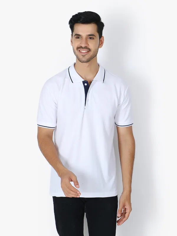 White_Stylish_Polo_Neck_T-Shirt_With_Stripes_For_Men
