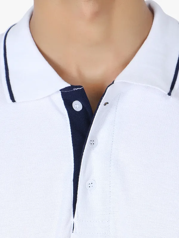 White_Stylish_Polo_Neck_T-Shirt_With_Stripes_For_Men