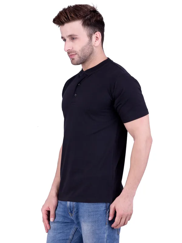 Black_Plain_Henley_Neck_Half_Sleeves_T-Shirt_For_Men