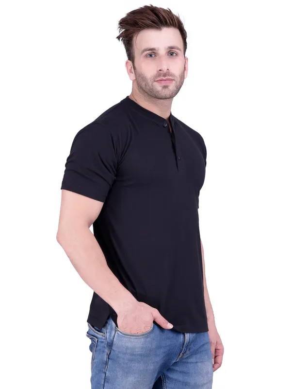 Black_Plain_Henley_Neck_Half_Sleeves_T-Shirt_For_Men