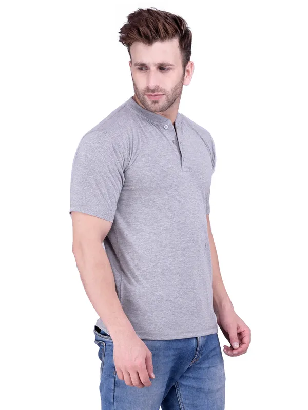 Grey_Plain_Henley_Neck_Half_Sleeves_T-Shirt_For_Men