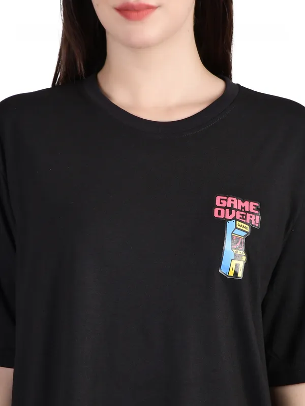 Black_Printed_Oversized_T-Shirt_For_Women