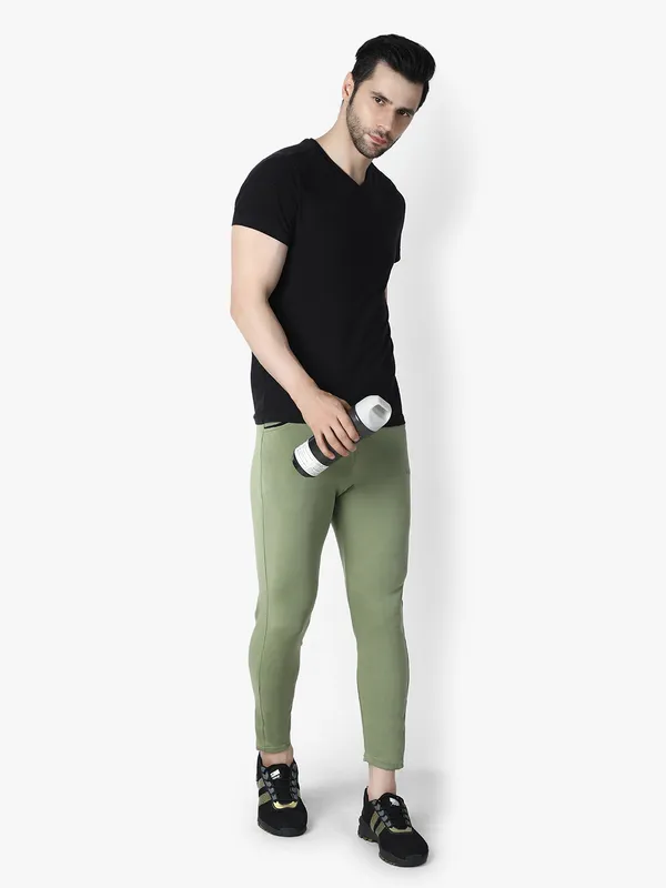 Green_Stylish_Green_Stretchable_Joggers_With_Pockets_For_Men