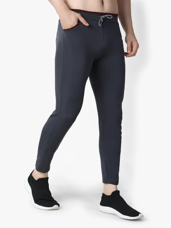 Grey_Stylish_Grey_Stretchable_Joggers_With_Pockets_For_Men
