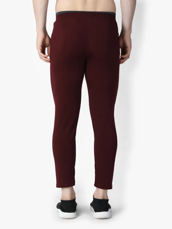Maroon_Stylish_Maroon_Stretchable_Joggers_With_Pockets_For_Men