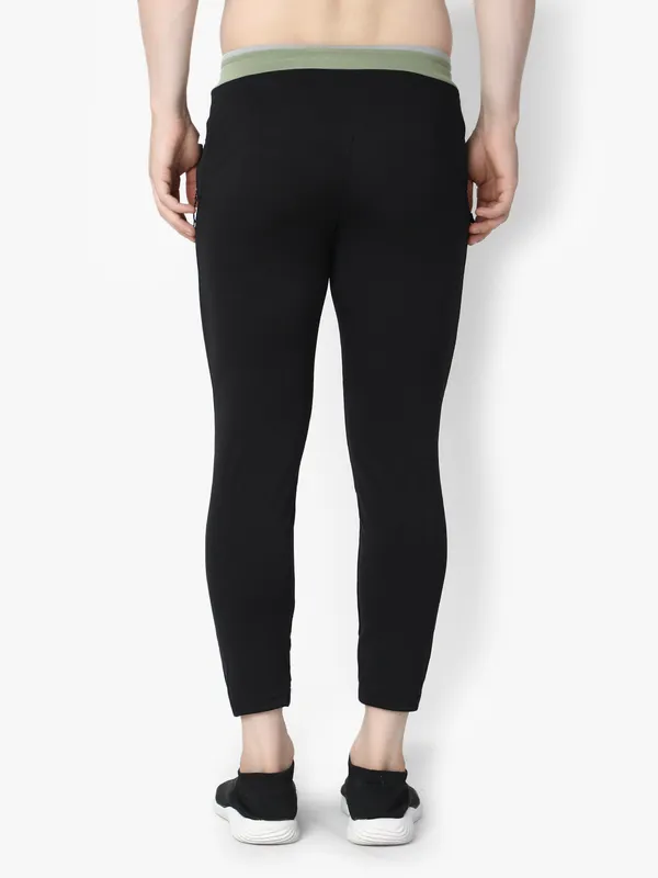 Black_Stylish_Black_Stretchable_Joggers_With_Zipper_Pockets_For_Men