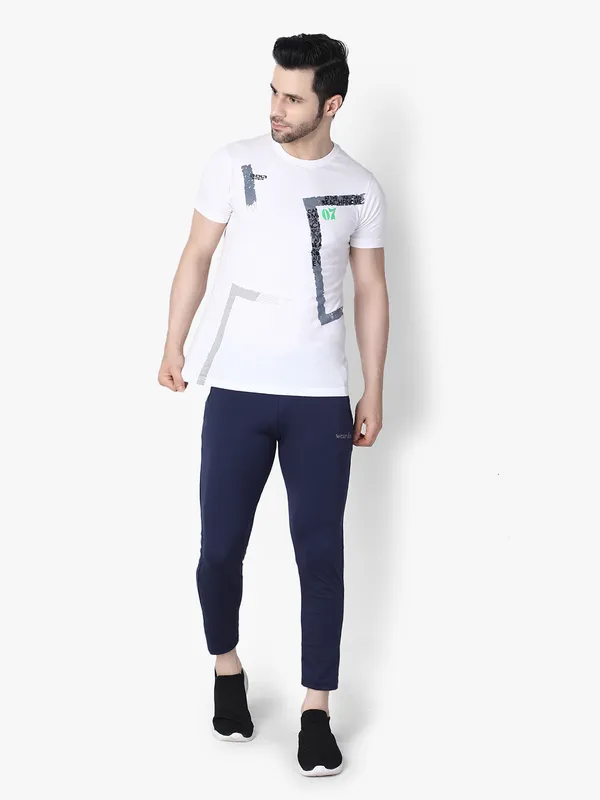 Blue_Stylish_Blue_Stretchable_Joggers_With_Zipper_Pockets_For_Men