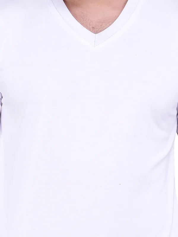 White_Plain_V-Neck_T-Shirt_For_Men