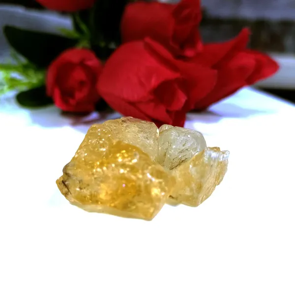 Yellow_Natural_Citrine_Crystals_Raw_Stone_Original_Rough_For_Reiki,Vastu/Working_Table/Home/Office_Decor/Wealth_And_Business_Luck._(Max.50_Gram))