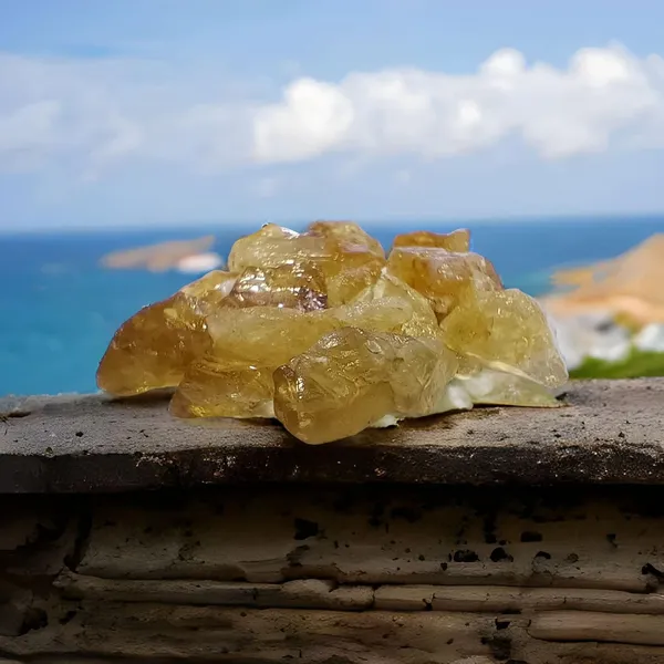 Yellow_Natural_Citrine_Crystals_Raw_Stone_Original_Rough_For_Reiki,Vastu/Working_Table/Home/Office_Decor/Wealth_And_Business_Luck._(Max.50_Gram))