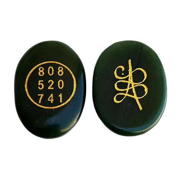 Green_Jade_Crystal_Zibu_Symbol_Coin_For_Wealth,_Money,_Good_Luck,Vastu,_Business_Healing_Stones