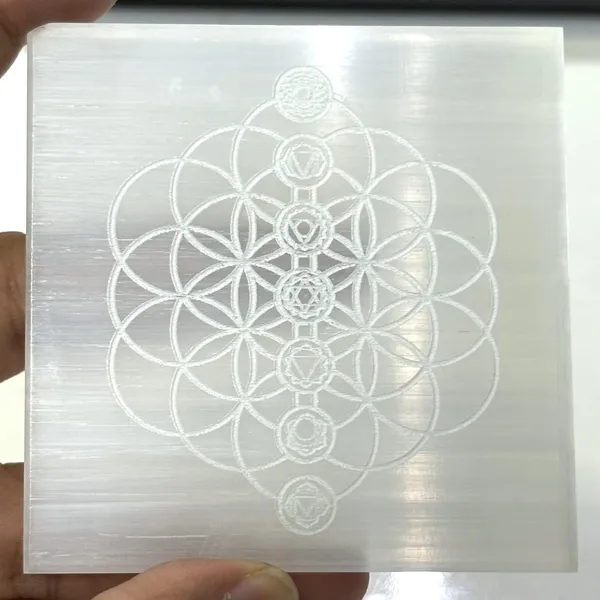 Selenite_Charging_Plate_Engraved_Shri_Yantra_For_Crystal_Cleansing_Re-Energy_Work,_Meditation_And_Pooja_-_Sri_Yantra_(Flower_Of_Life_Tree)