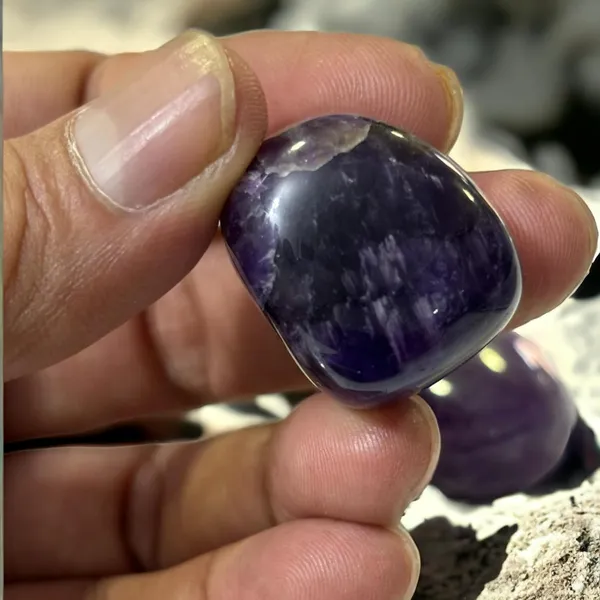 Natural_Energised_Amethyst_Tumble_Stone_Used_For_Reiki_Healing,_Home_Decor,(Qty-_5_Nos.)_(Tumble_Stone,_Amethyst)