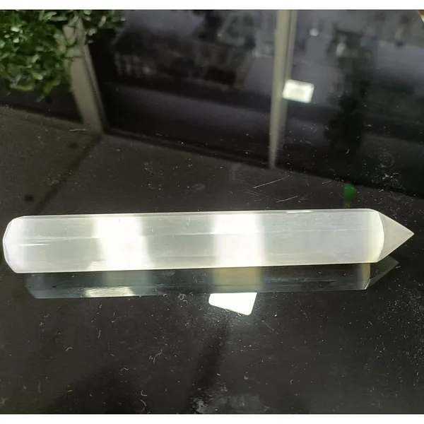 Selenite_Crystal_Healing_Wand_Massager_For_Reiki,_Healing,_Meditation_And_Idol_Figurine.