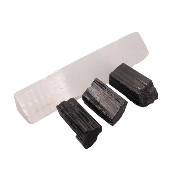 Selenite_Crystal_Stones_And_Black_Tourmaline_Used_For_Remove_Negative_Energy_And_Peace_And_Calm,_Mental_Clarity,_And_Well-Being._(Selenite_And_Black_Tourmaline)