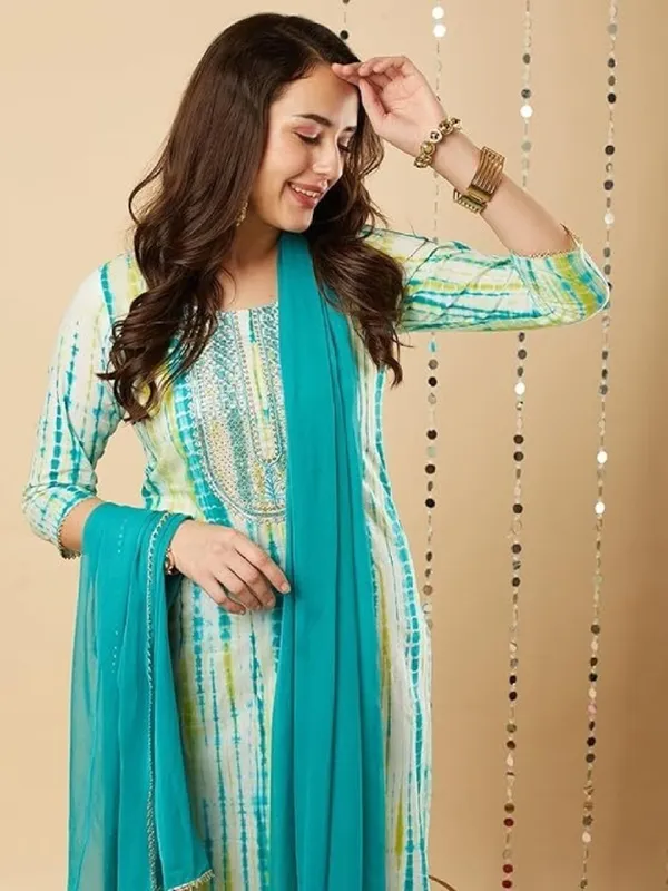 Women_Green_Rayon_Kurta_Pant_Dupatta_Set