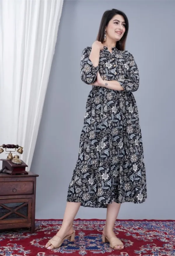 Women_Black_Floral_Gown_Dress