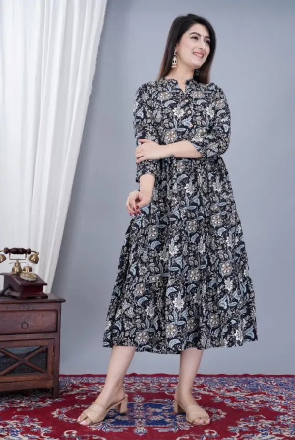 Women_Black_Floral_Gown_Dress