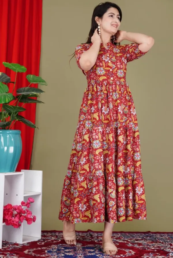Women_Red_Floral_Gown_Dress