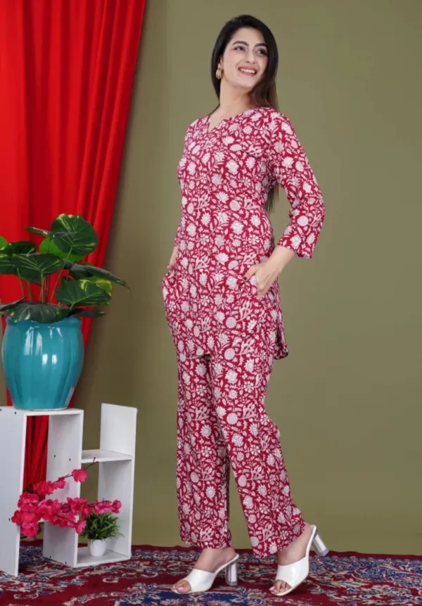 Red_Rayon_Round_Collar_3/4Th_Sleeves_Floral_Printed_Top_&_Pant_Co-Ord_Set