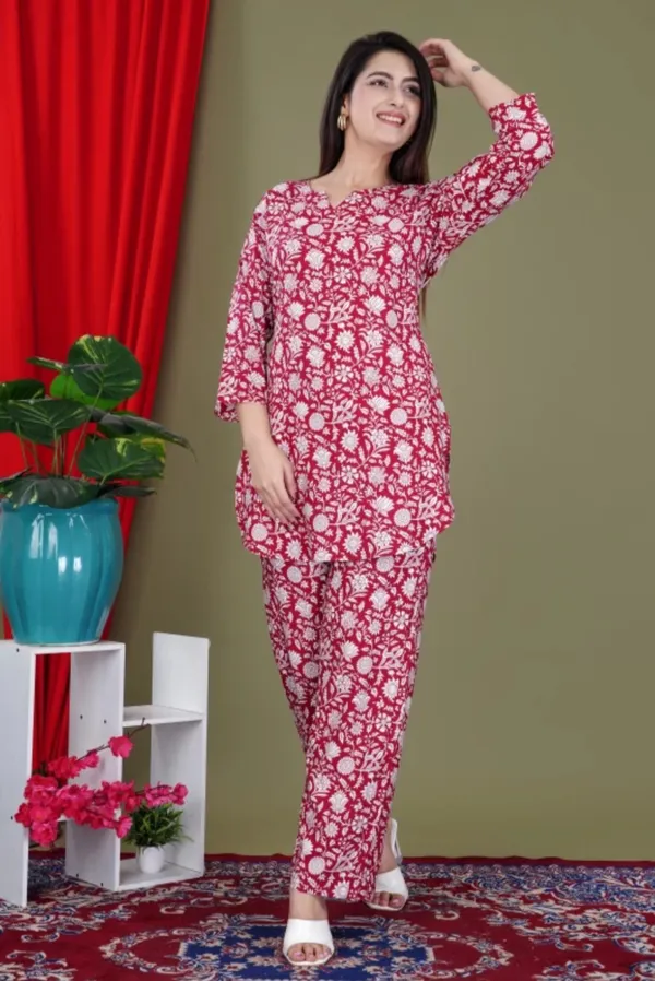 Red_Rayon_Round_Collar_3/4Th_Sleeves_Floral_Printed_Top_&_Pant_Co-Ord_Set