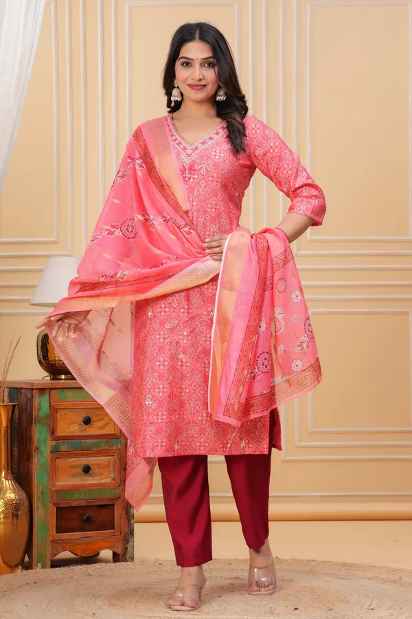 Ruby_Pink_Ethnic_Kurta_Set_with_Embroidered_Organza_Dupatta_new