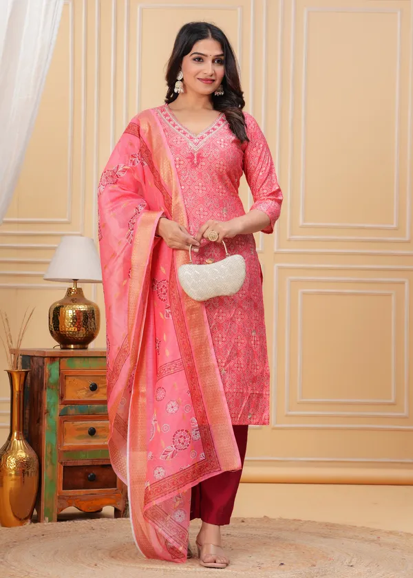 Ruby_Pink_Ethnic_Kurta_Set_with_Embroidered_Organza_Dupatta_new