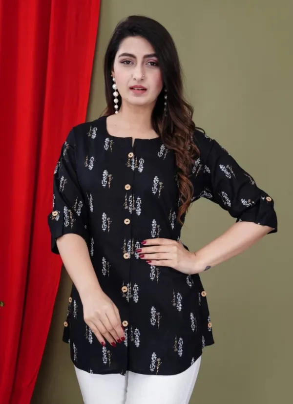 Casual_Roll_Up_Sleeves_Printed_Women_Black_Top