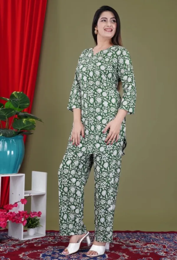 Green_Rayon_Round_Collar_3/4Th_Sleeves_Floral_Printed_Top_&_Pant_Co-Ord_Set