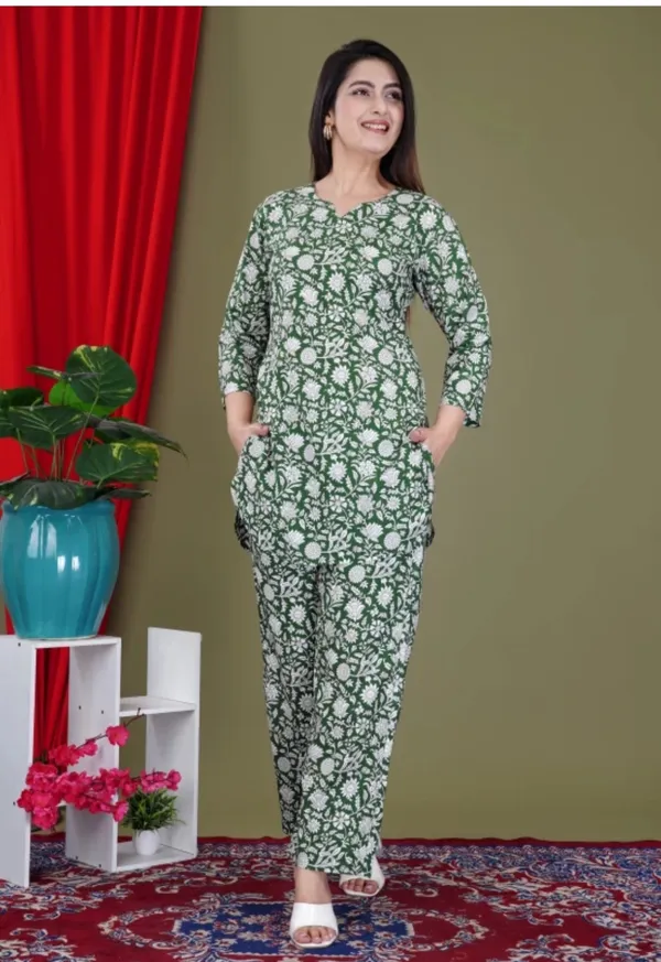 Green_Rayon_Round_Collar_3/4Th_Sleeves_Floral_Printed_Top_&_Pant_Co-Ord_Set