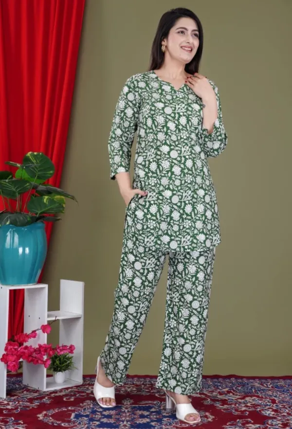 Green_Rayon_Round_Collar_3/4Th_Sleeves_Floral_Printed_Top_&_Pant_Co-Ord_Set